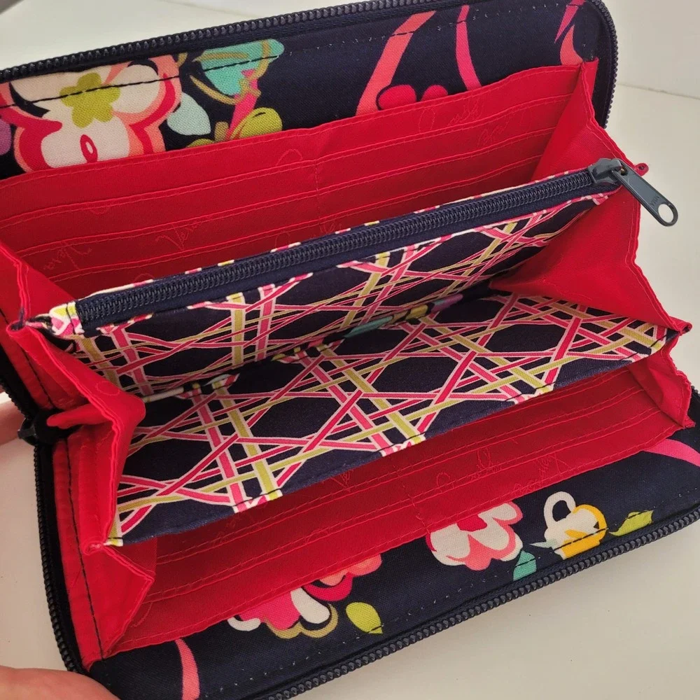 Vera Bradley Tutti Frutti Floral Quilted Zip Around Wallet Navy Pink Blue - Picture 3 of 9